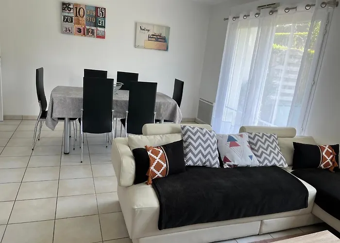 Hôtel accueillant les animaux: Appartement + Jardin